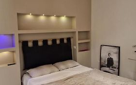Savelli Apartment Old Town - Near Navona Place